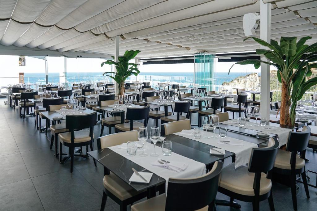 Carvi Beach Hotel photo 3