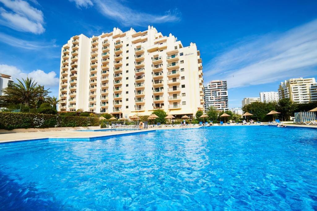 T1 Mar de Amarilis @ Praia da Rocha photo 2