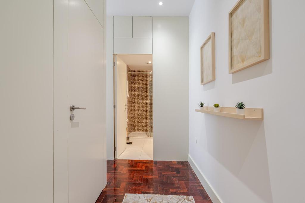 Renovated & Quiet 1-Bedroom in Santa Catarina photo 3