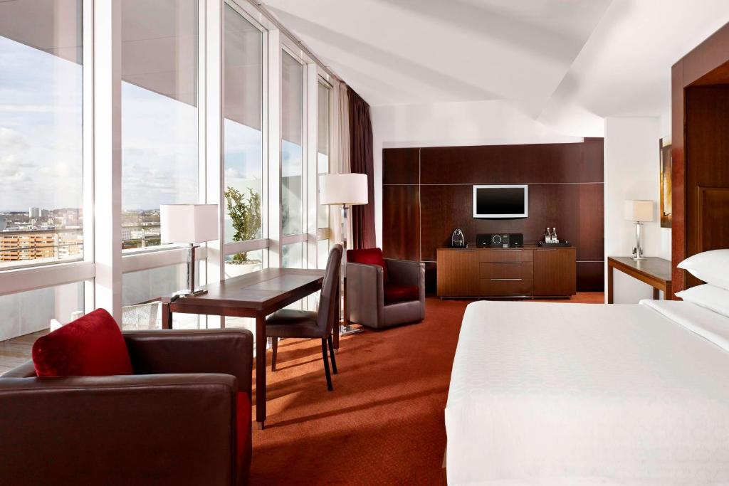 Sheraton Porto Hotel & Spa photo 2