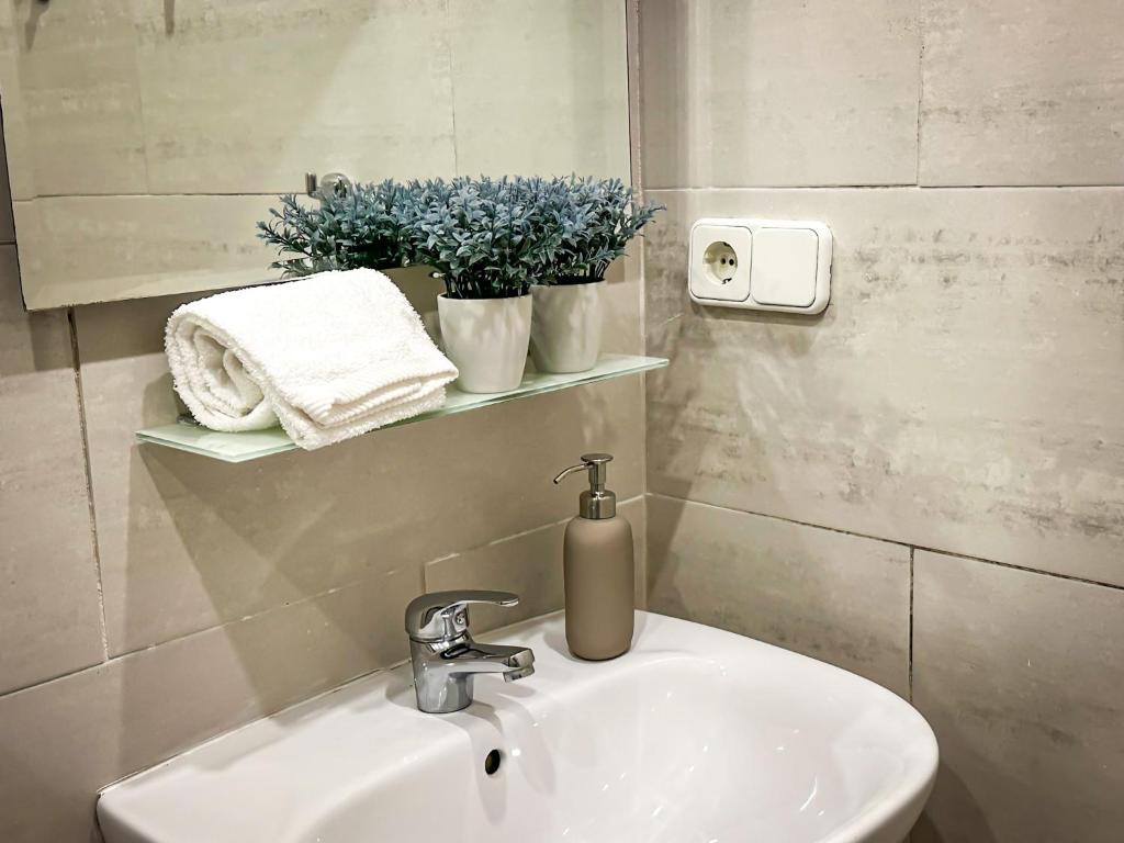 Superb 2 Bedroom Apartment - Seaside - Cascais Old Town photo 3