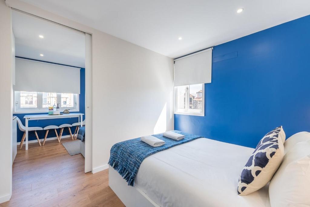 GuestReady - Theater Apartment photo 2