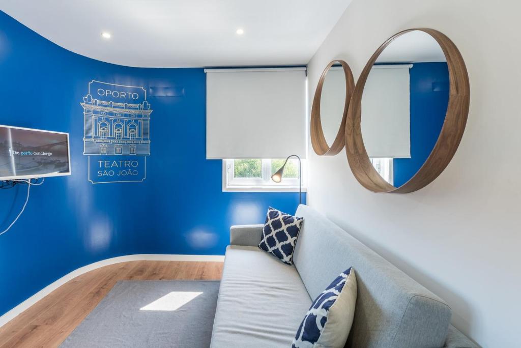 GuestReady - Theater Apartment photo 3