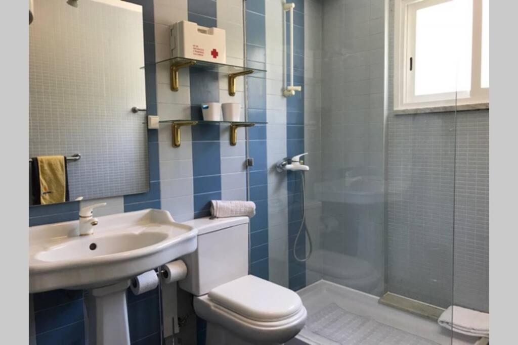 Cosy 3 Bedrooms Apartment at Campolide - 60 1A photo 3