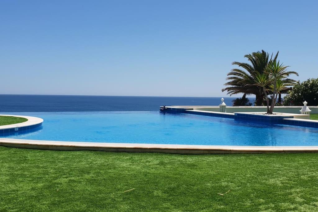 Breathtaking Villa with infinity pool over the sea photo 3