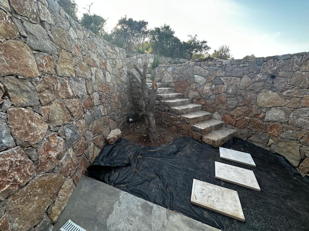 Stone Villa - Monte Chico Ze photo 2