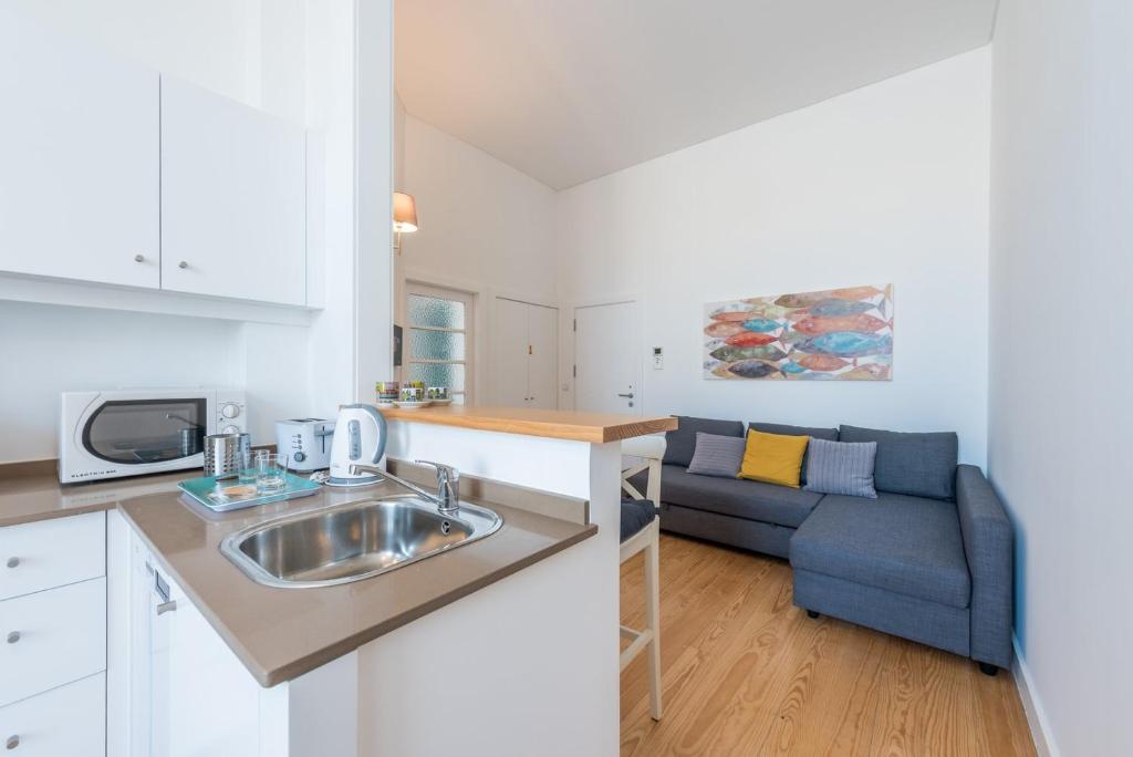 GuestReady - Modern stay in downtown Porto photo 3
