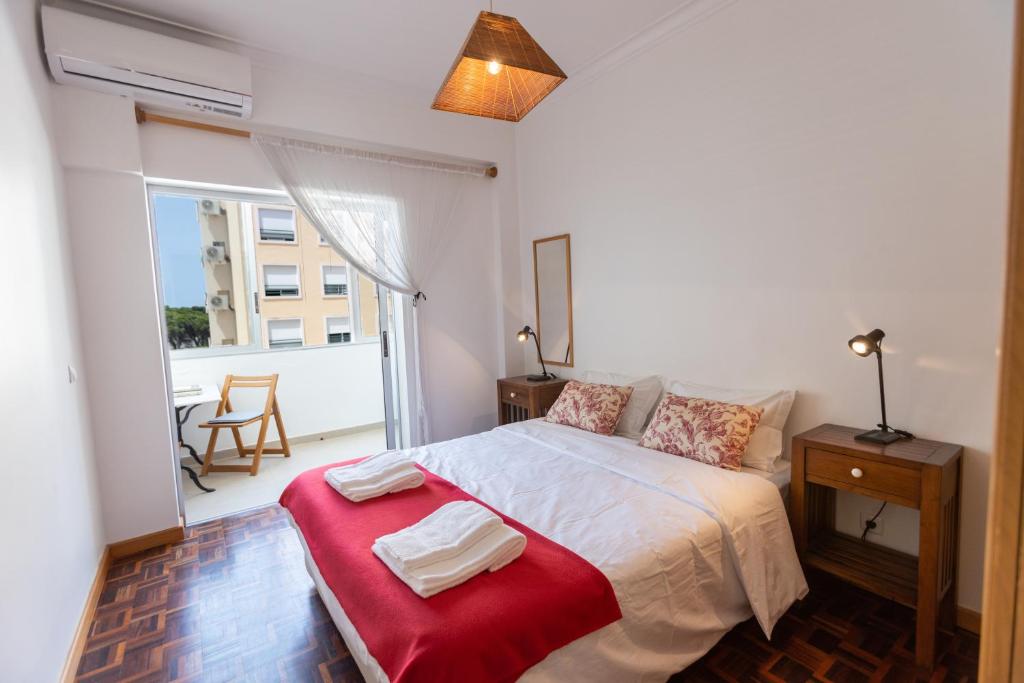 Sun & Beach Apartment by Soulplaces — photo 1