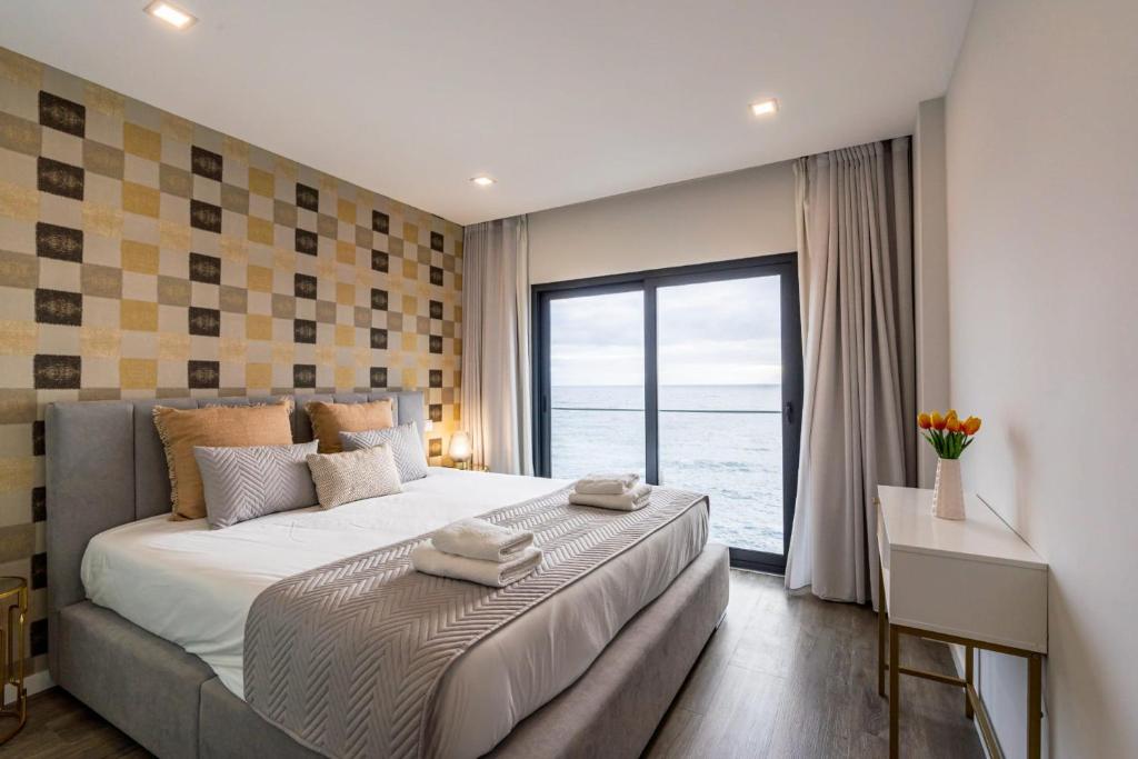 Sea View Balcony by Homie photo 2