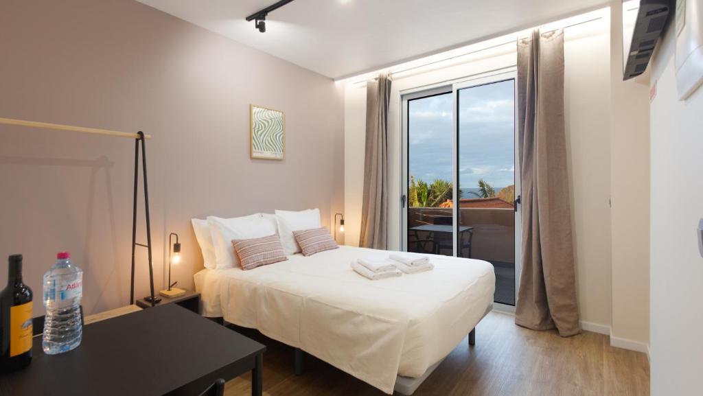 The Jolie - Porto Moniz Central Studios photo 2