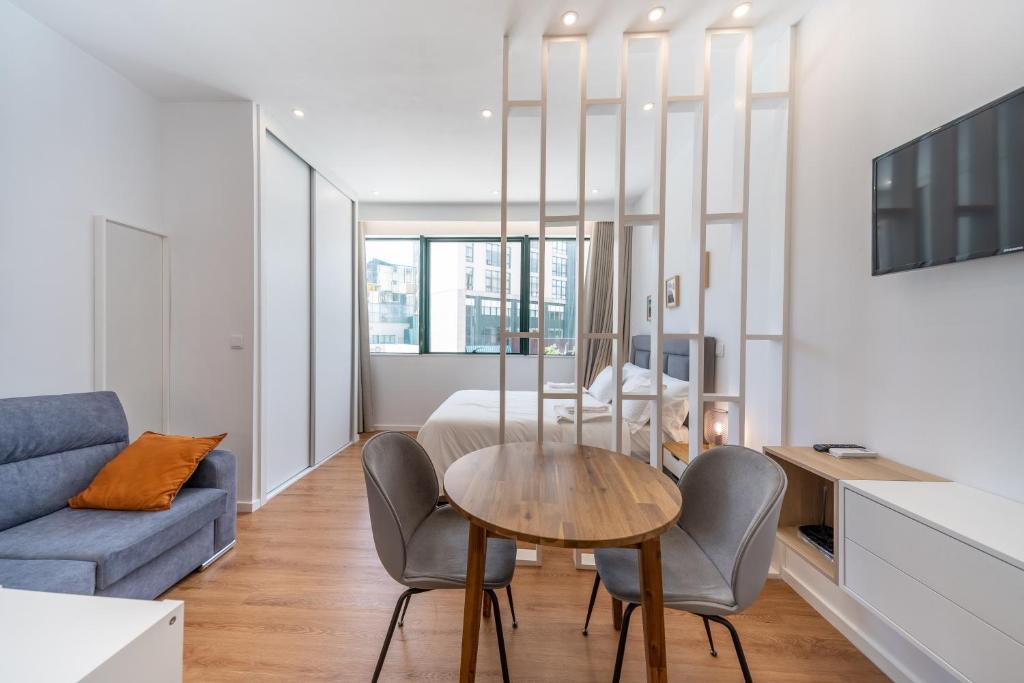 Window to Porto by Amber Star Rent — photo 1