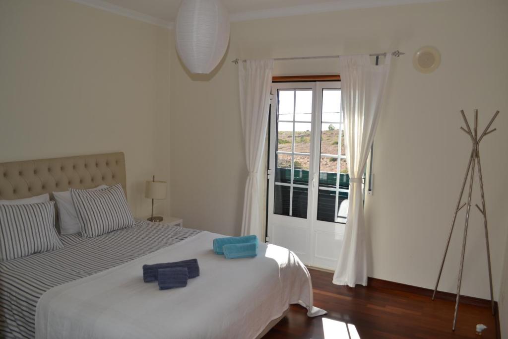 Yellow House Ericeira photo 2