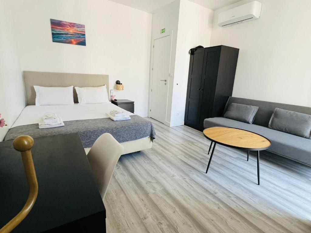 Beautiful rooms in the center of Lisbon photo 2