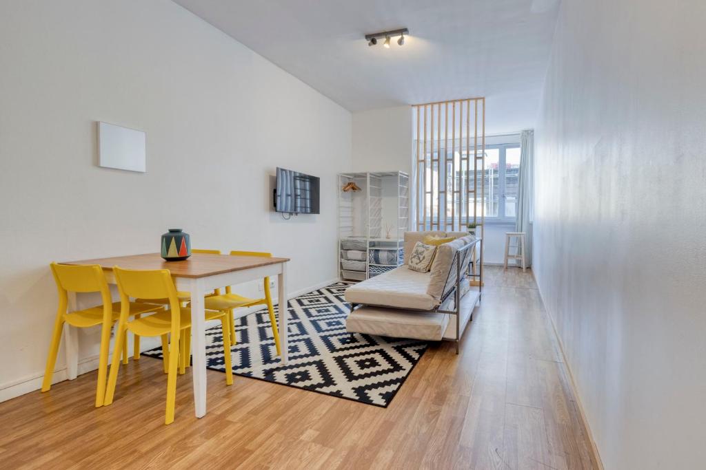 Travel & live Santa Catarina apartment — photo 1
