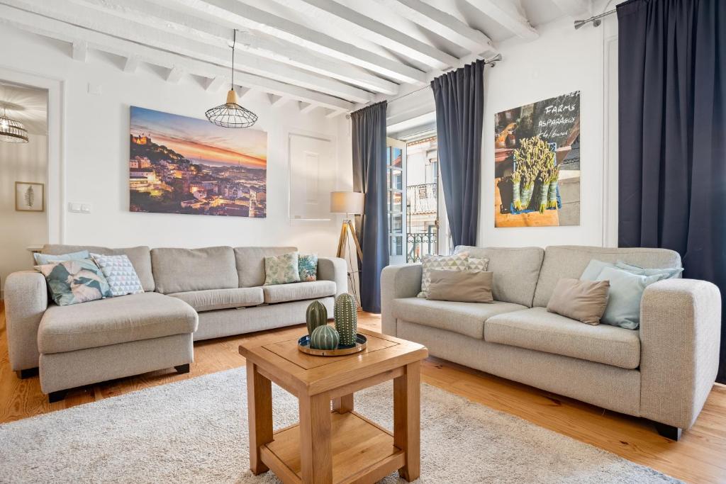 Spacious & Luxurious Penthouse in the heart of Lisbon — photo 1