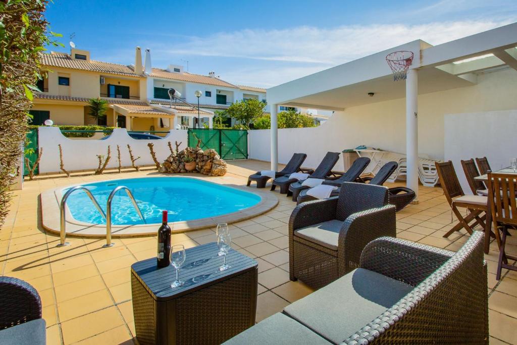 Sunny 2BDR House W/ Private Pool by LovelyStay — photo 1