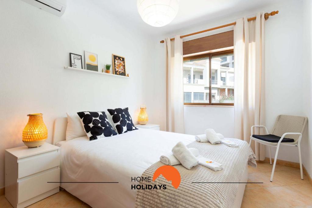 #114 T2 Foxy H by Home Holidays photo 2