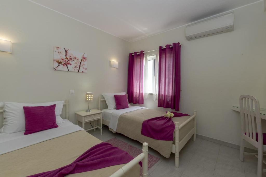 Rocha Brava Village Resort photo 2