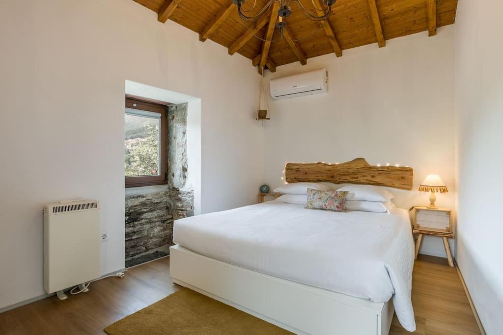 Casas de Xisto photo 2