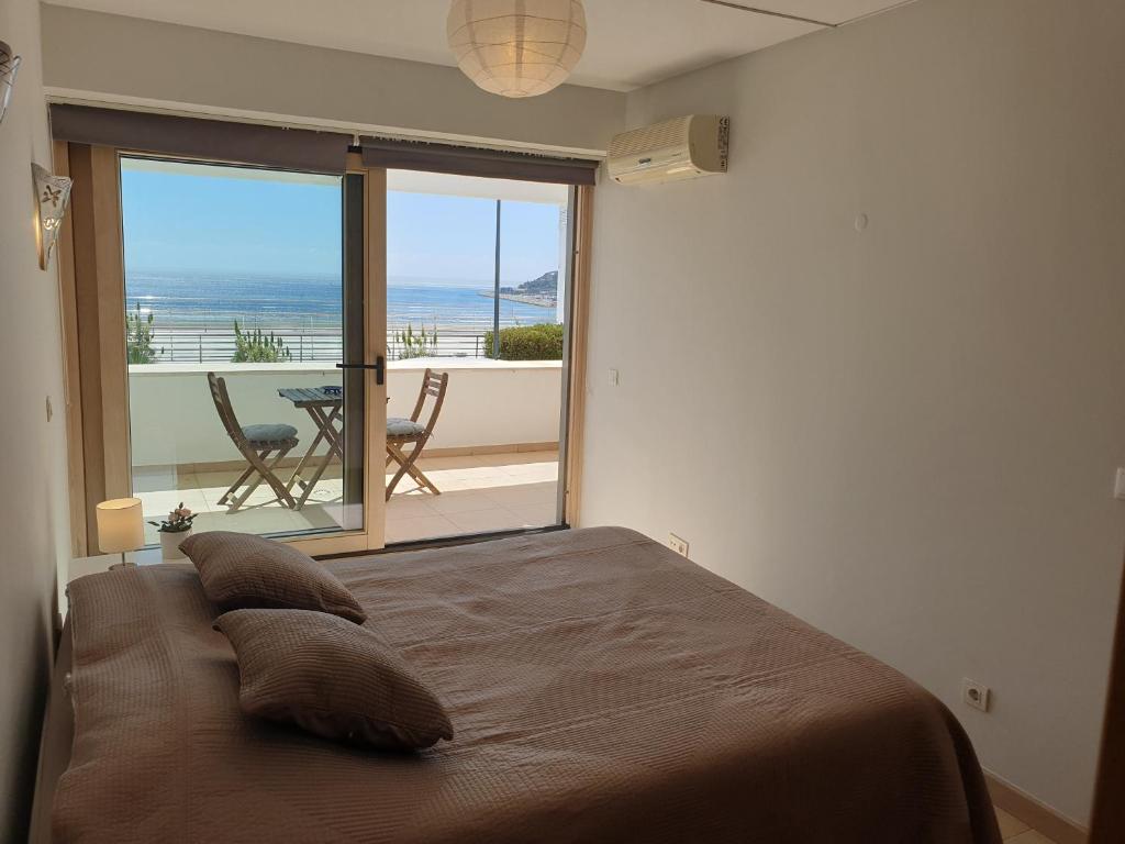 Sesimbra California Beach Apartment photo 2