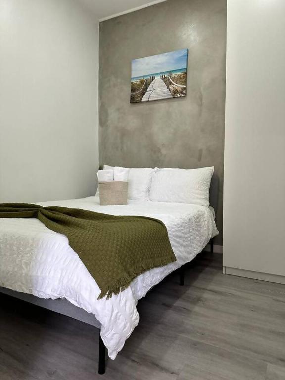 1 Bed-Flat 150 metros from beach photo 2