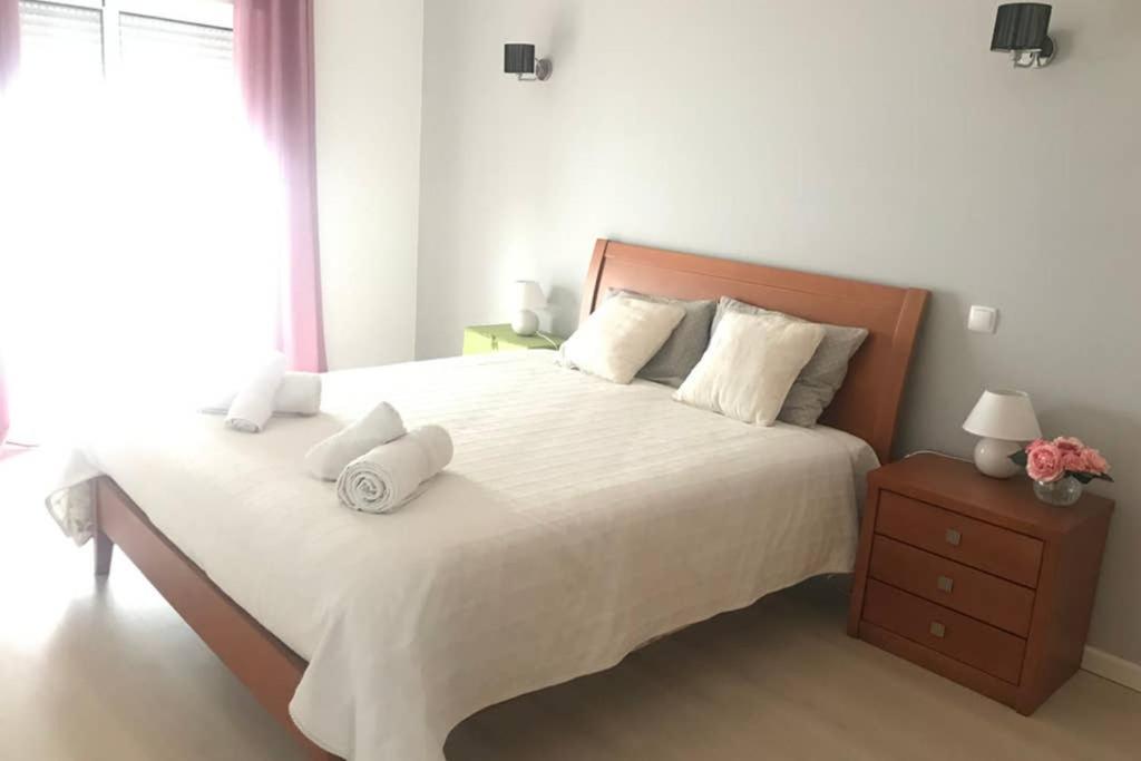 T2 Ferragudo Cosy Beach Apartment photo 2