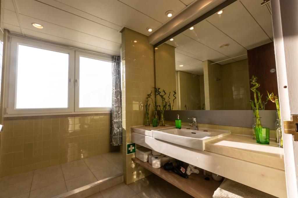 SOLARIS PANORAMIC studio vue mer photo 3