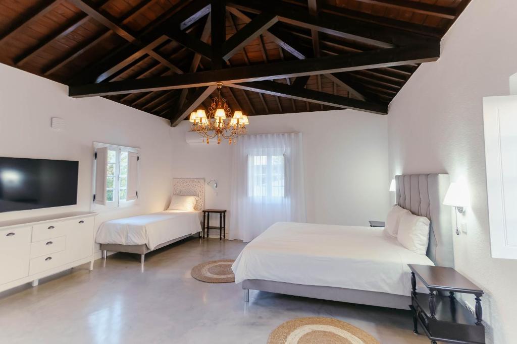 Senhora do Carmo Charm House photo 2