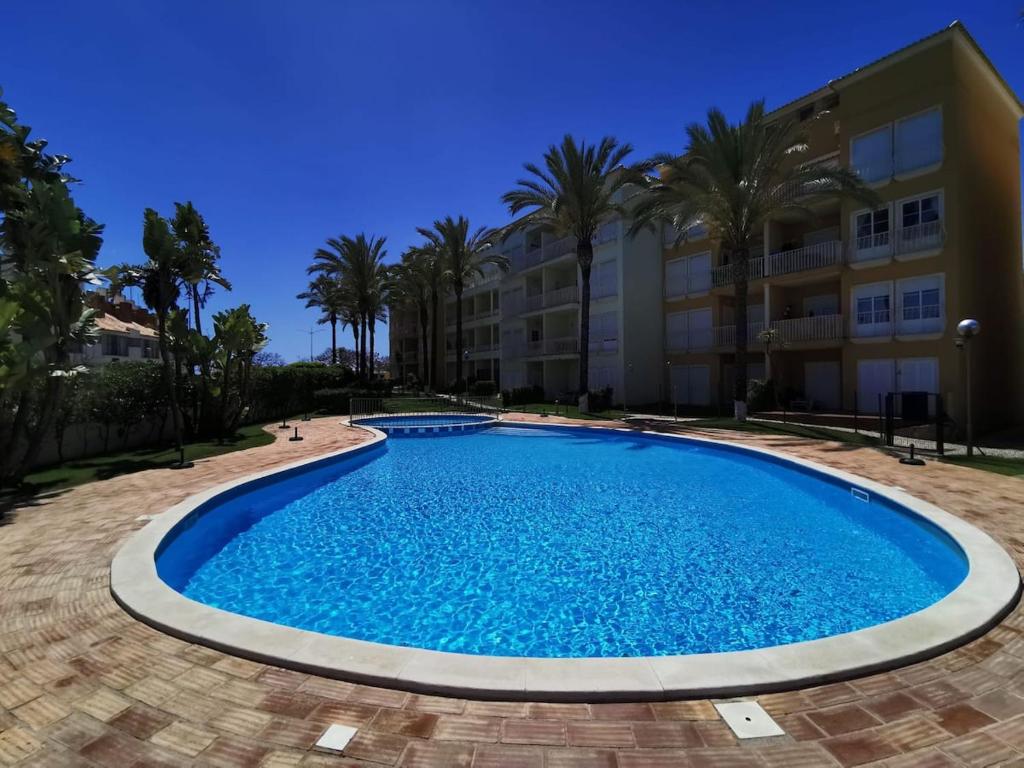 T1 ocean view close to Praia da Oura — photo 1