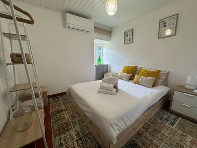 Sobreira Stone Cottage photo 2