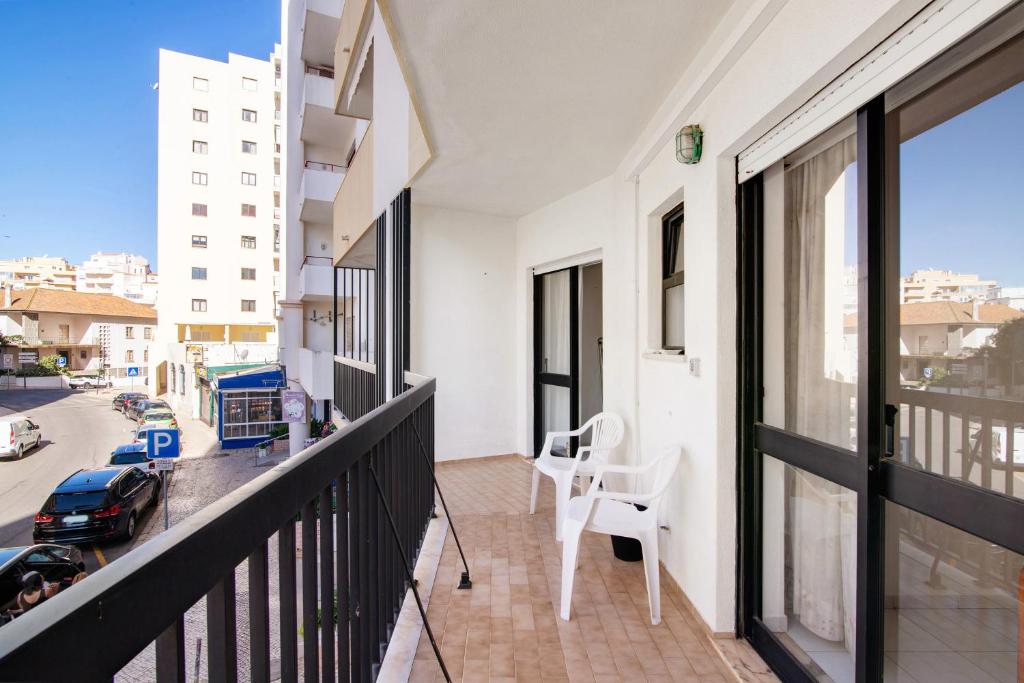 Seaside Sanctuary - Praia da Rocha — photo 1