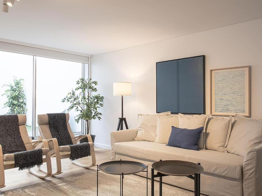 Saldanha Spacious Apt with AC Terrace and Garage — photo 1