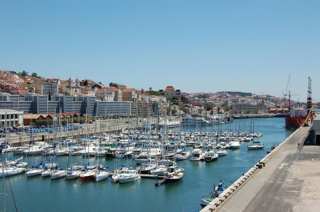 Sleep on a Sailboat in Lisbon a unique stay photo 2