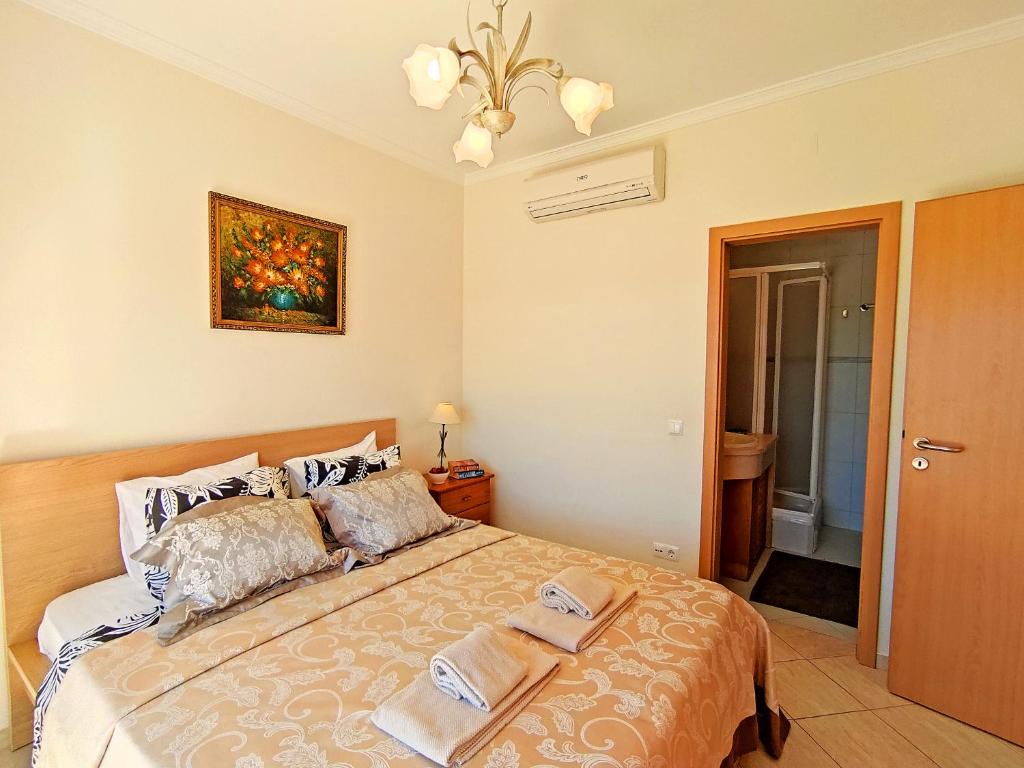 Falesia Beach Apartment by Be Cherish photo 2