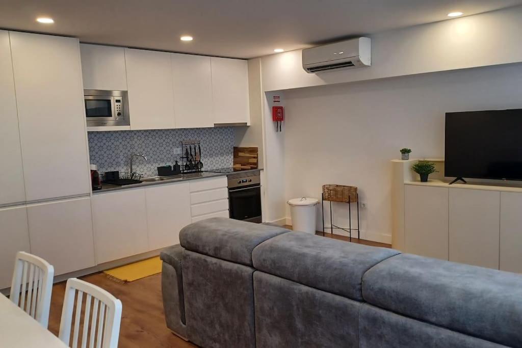 A H - Apartment Oporto Downtown photo 3