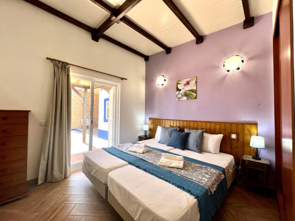 Tavira Vila Formosa 2 With Pool by Homing photo 2