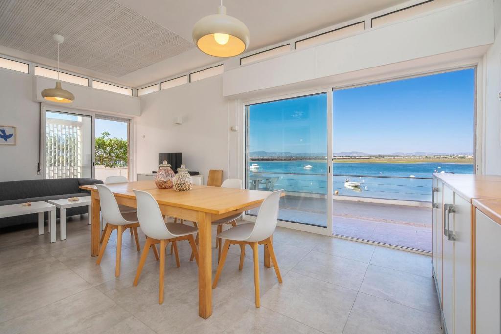 Sundance Beach House photo 3