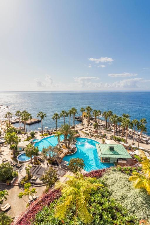 Royal Savoy - Ocean Resort - Savoy Signature photo 2