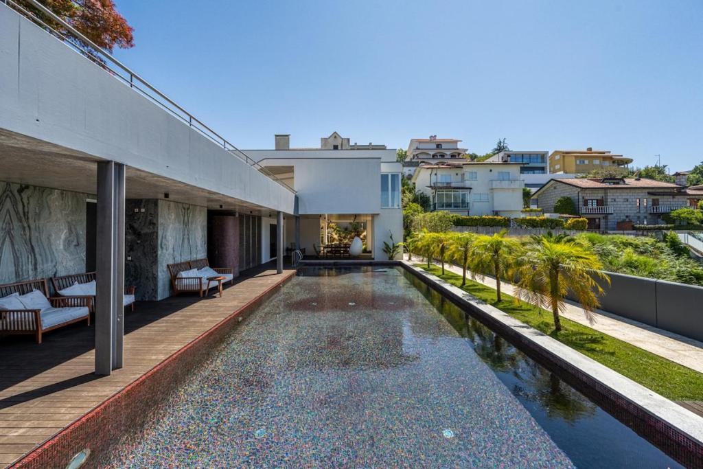 Stunning apartment with Pool — photo 1