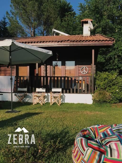 Zebra Country Wood House photo 3