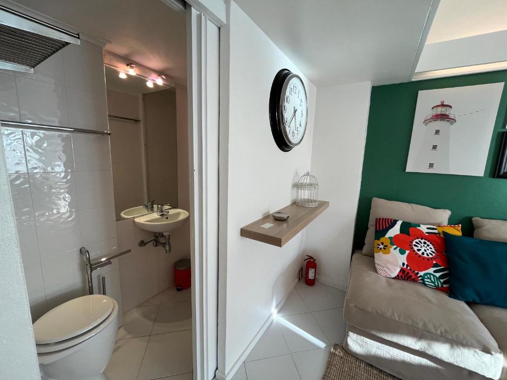 Green Dream Studio by the beach by Trip2Portugal photo 3