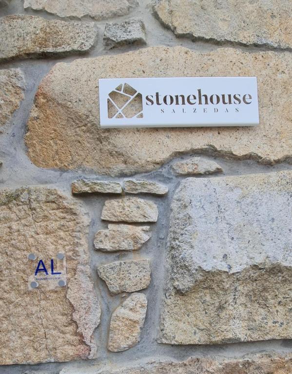 Stone House photo 3