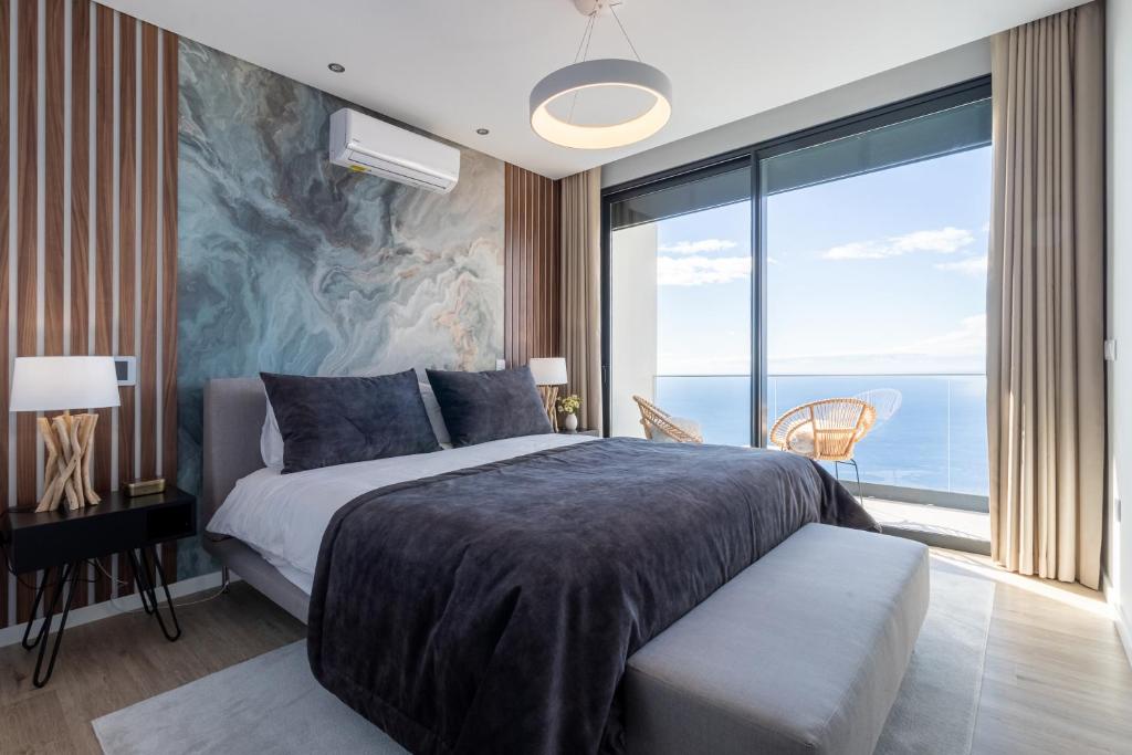 The Cliffhouse by LovelyStay photo 2