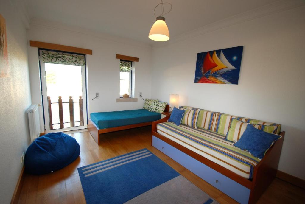 Ship - 4 bedroom duplex with sea and pool views photo 2