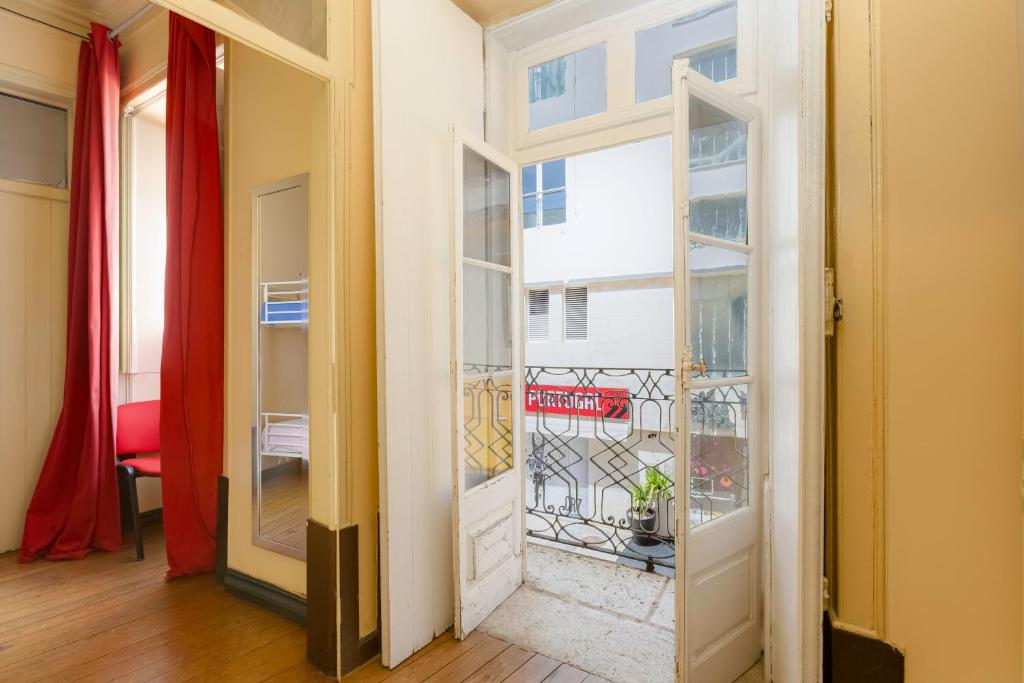 Suntrap Hostel photo 3