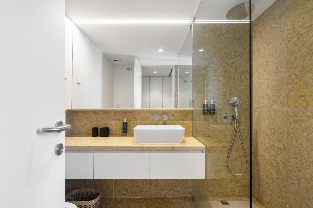 WHome Lisbon Skyline Penthouse Luxury Living View photo 3
