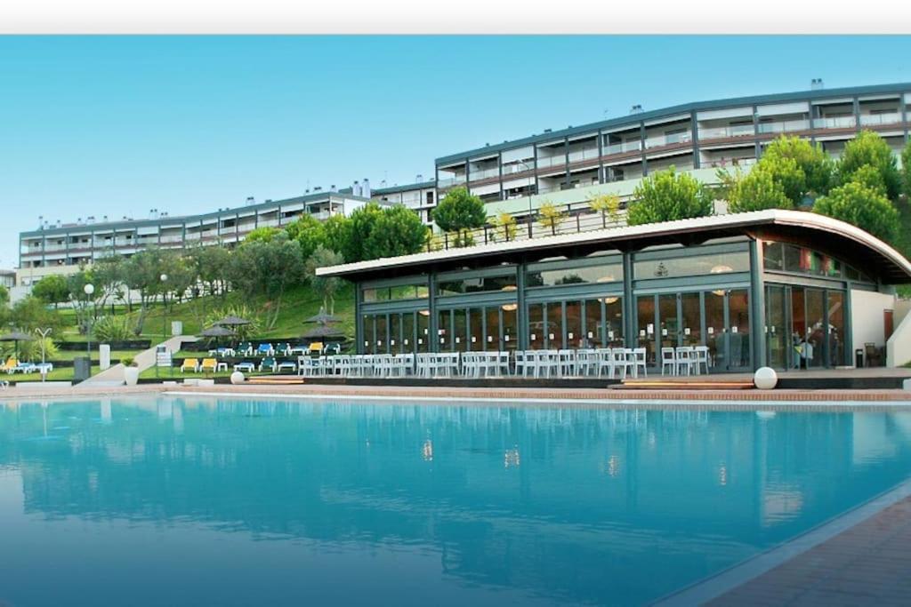 Spacious Apt Pools & Tennis - MARINA Lagos — photo 1