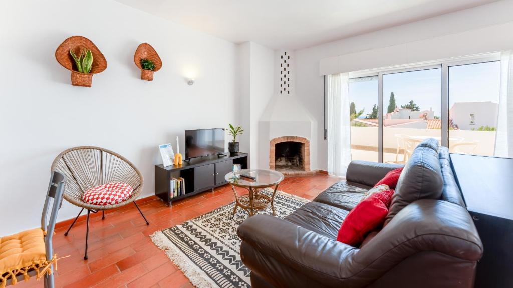 Sweet 1 BDR Apartment W/ Balcony by LovelyStay photo 2