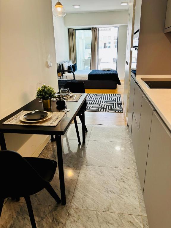 The Crespo - NO 39 - Modern Studio Apartments photo 3