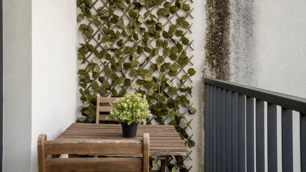 Serene 1BR Spot by LovelyStay photo 3